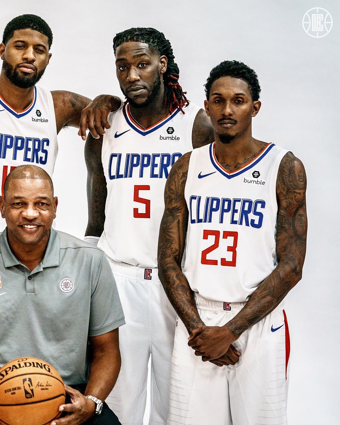 阵容以现场 阵容以现场